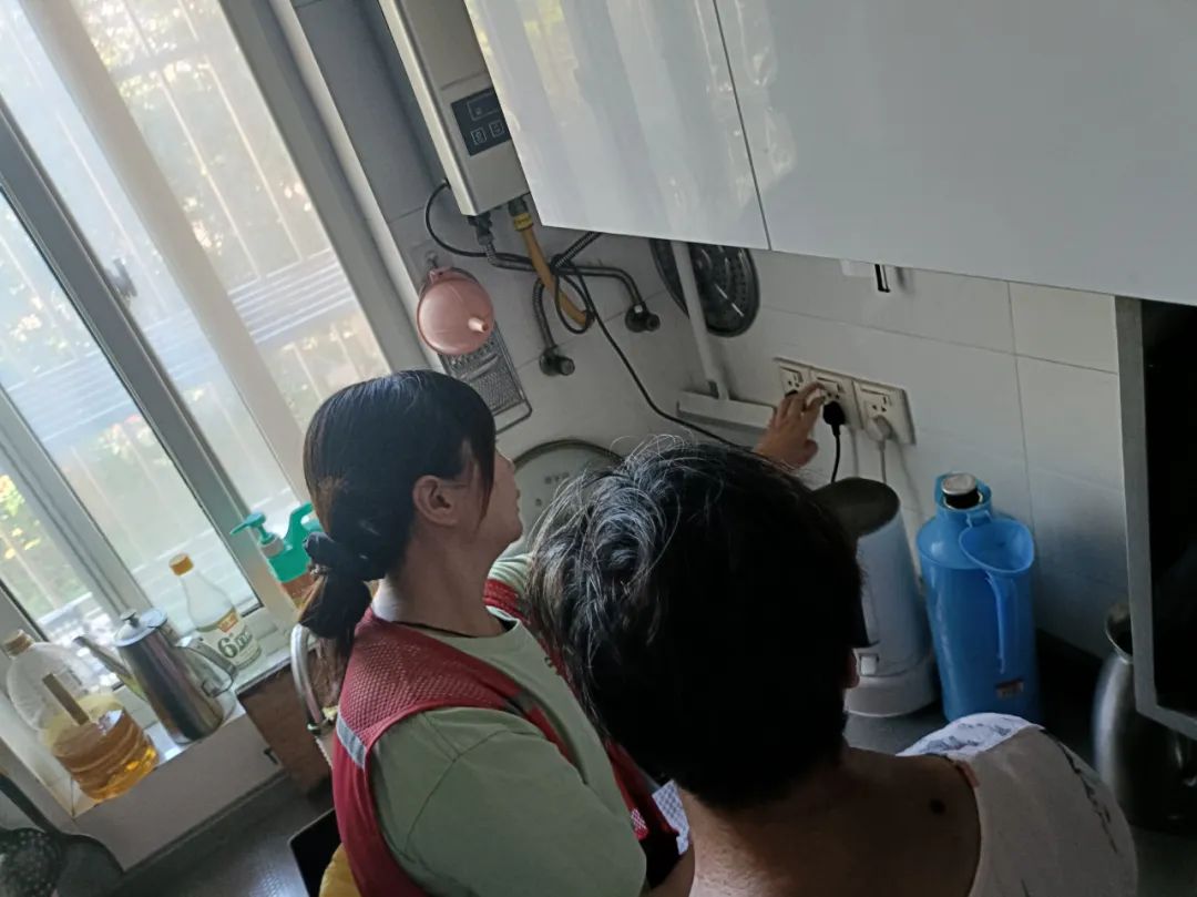 090904p0mcb3mw2wczkvcm.jpeg